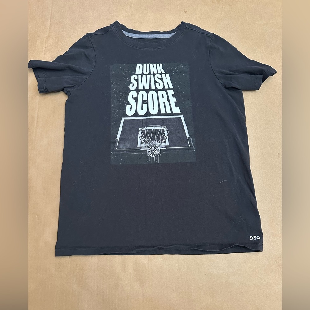 DSG Boys' Graphic Tee Shirt - Size L (14-16)